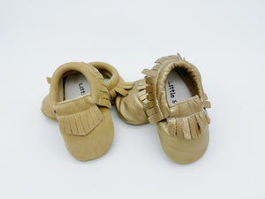 Fringe Gold Baby Leather Flat Shoes