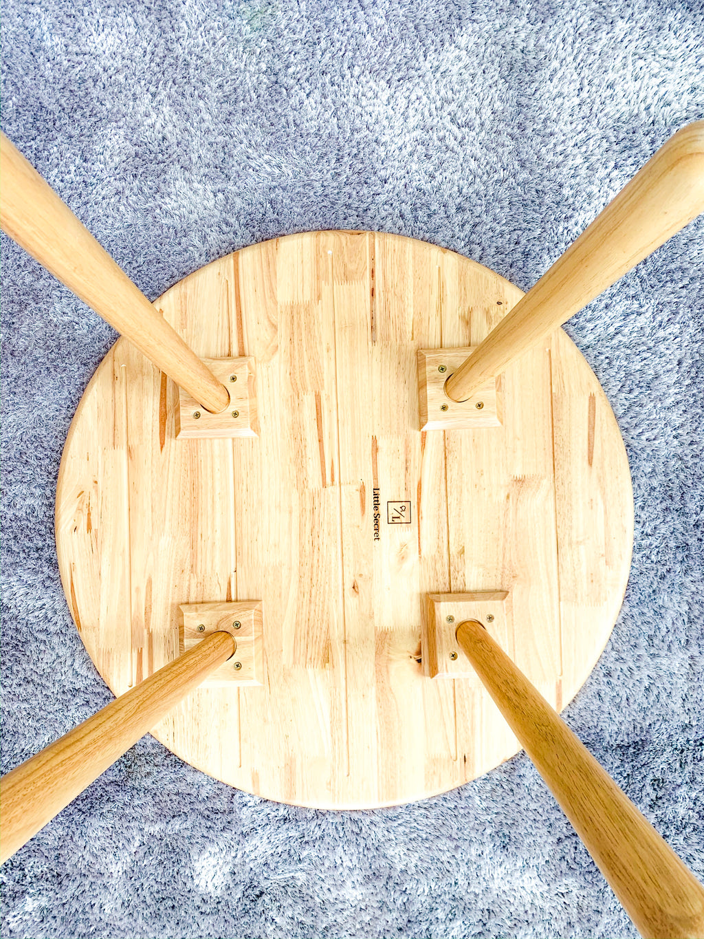 Solid Wood Kids Furniture Zoo Round Table